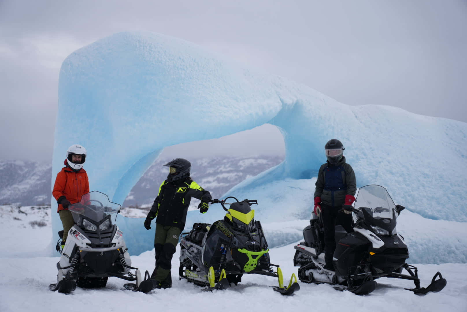 На снегоходе к леднику